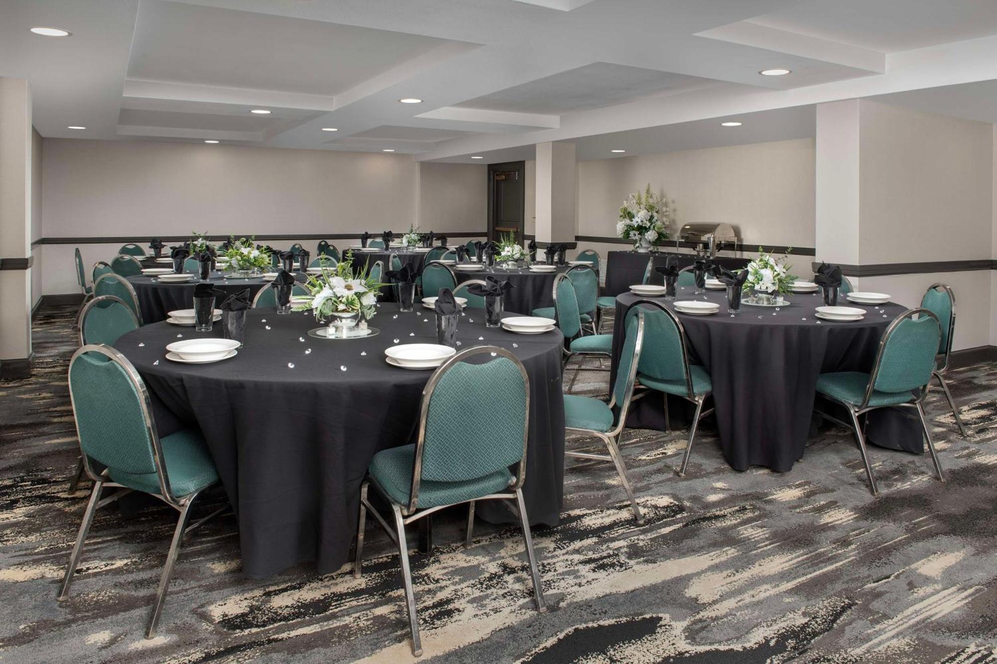 Embassy Suites Winston-Salem Eksteriør bilde