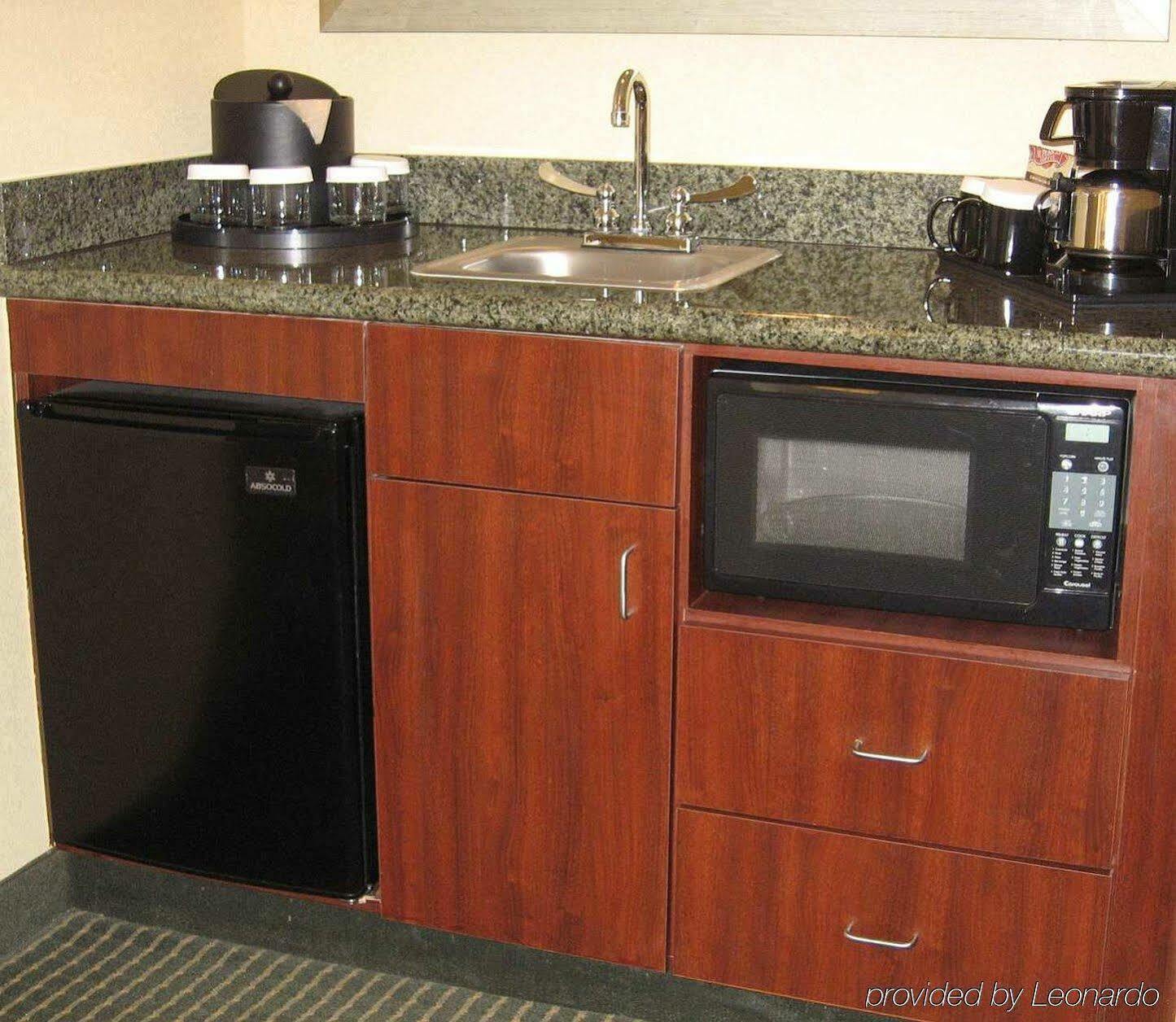 Embassy Suites Winston-Salem Eksteriør bilde